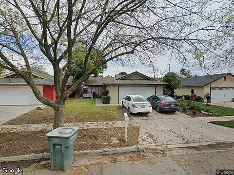 Laureen, FRESNO, CA 93703