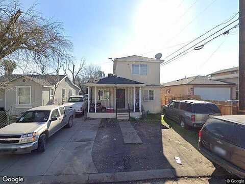 Flora, STOCKTON, CA 95205