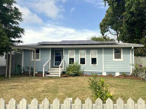 5Th, APALACHICOLA, FL 32320
