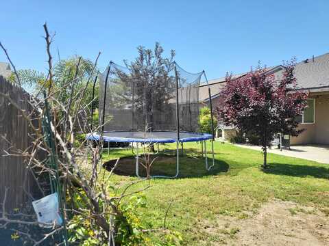 Hall, TULARE, CA 93274