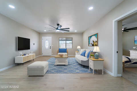 10Th, TUCSON, AZ 85711
