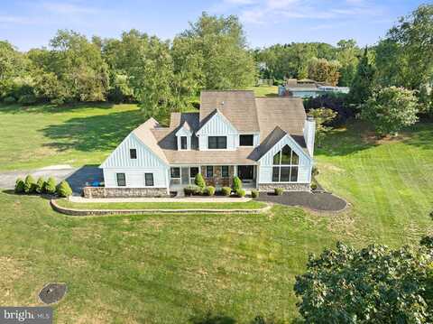 Ring, CHADDS FORD, PA 19317