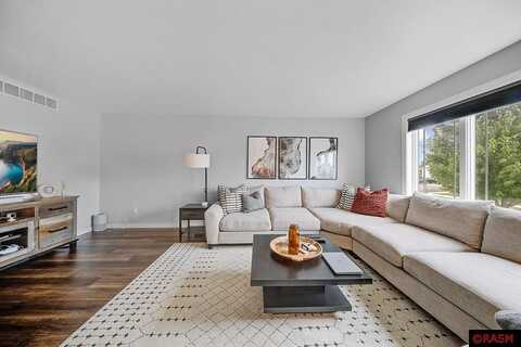 Quinion, MANKATO, MN 56001