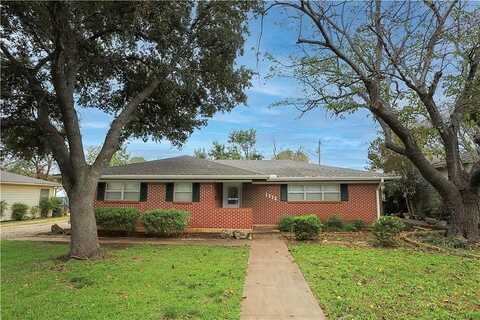3Rd, Mc Gregor, TX 76657