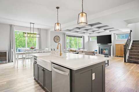Legacy, MENOMONEE FALLS, WI 53051