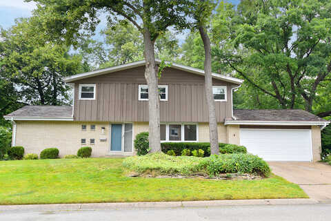 Montgomery, GREENDALE, WI 53129