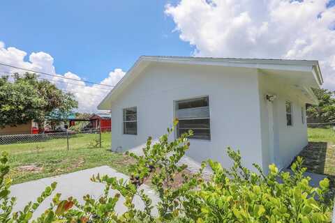 Douglas, FORT PIERCE, FL 34950