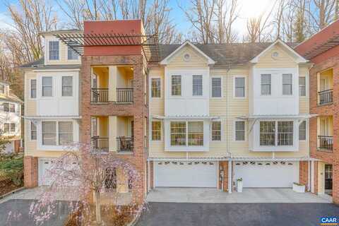 Foothill, CHARLOTTESVILLE, VA 22903