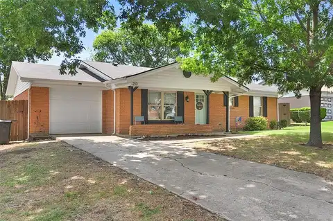 Mildred, BENBROOK, TX 76126