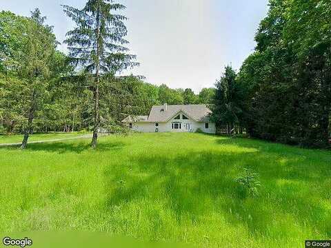 Robyn, POCONO LAKE, PA 18347
