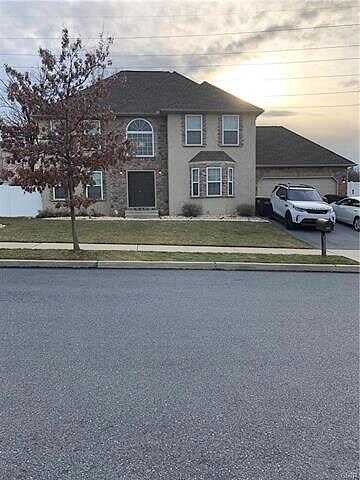Abigail, ALLENTOWN, PA 18104