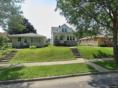 Cottage, SAINT PAUL, MN 55106
