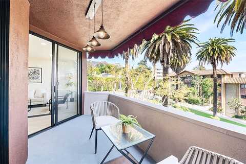 Camino Palmero, LOS ANGELES, CA 90046