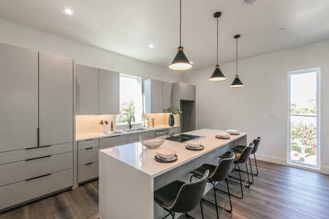 Shea Rd #105, Dallas, TX 75235