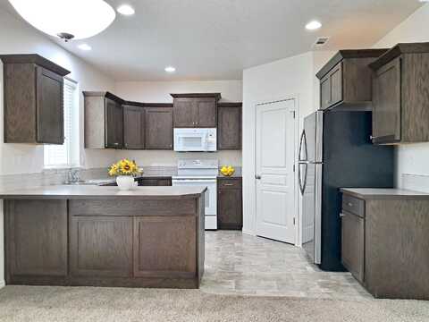 22Nd, KENNEWICK, WA 99337