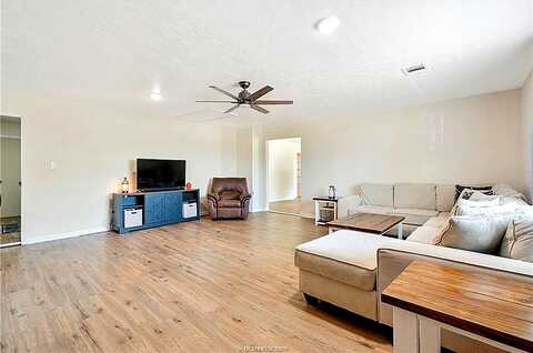 Bullard, MADISONVILLE, TX 77864