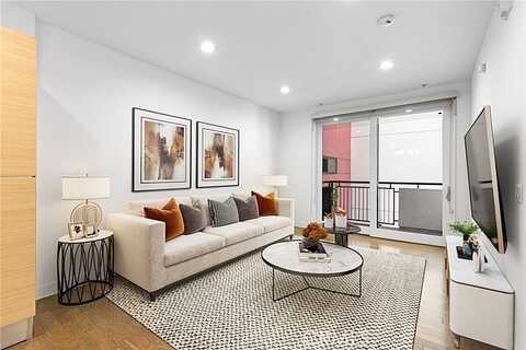 Wilshire, LOS ANGELES, CA 90017