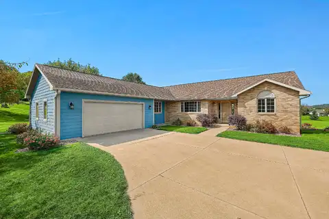 Freier, HOLMEN, WI 54636