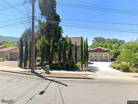 Oak, ASHLAND, OR 97520