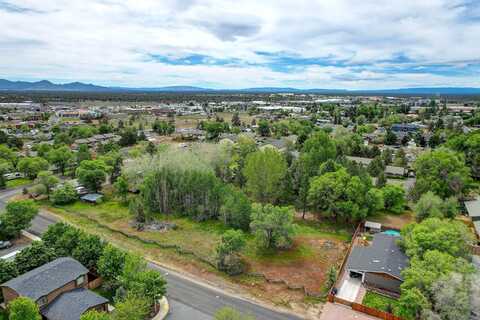 21St, REDMOND, OR 97756