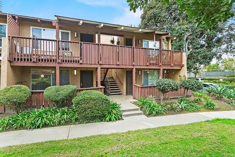 Macarthur, SANTA ANA, CA 92707
