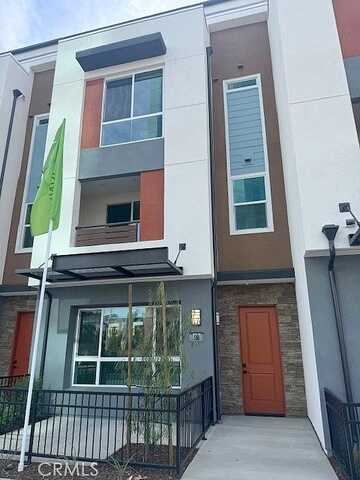 E 1St St #520, Santa Ana, CA 92705