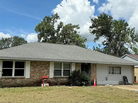 Finch, ANGLETON, TX 77515