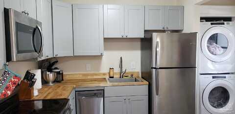 Blount, PENSACOLA, FL 32501