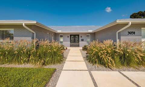 38Th, SAINT PETERSBURG, FL 33711