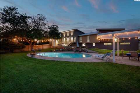 Jones, RICHLAND, WA 99354