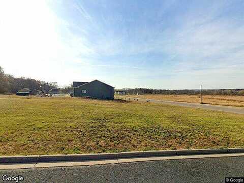 Russell Court, Reedsburg, WI 53959