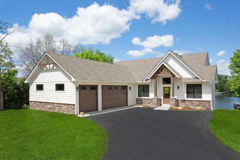 169Th Avenue Ne, Columbus, MN 55025