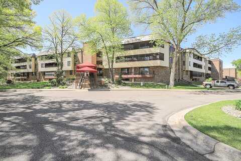 Cahill Road, Edina, MN 55439