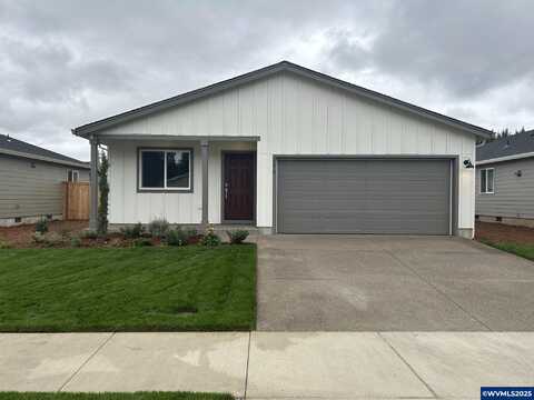 Luna Wy, Lebanon, OR 97355