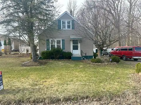 Robison Road E, Erie, PA 16509