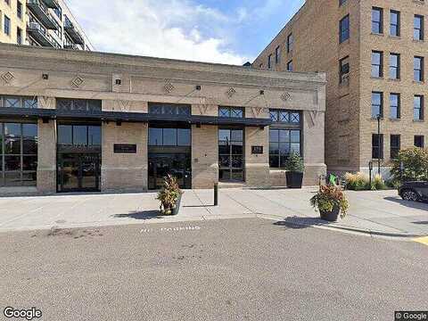 Market Street, Minneapolis, MN 55405
