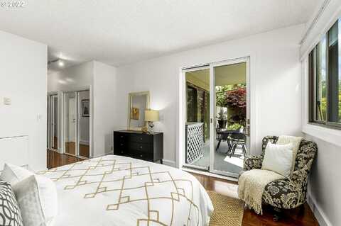 Sw 1St Ave, Portland, OR 97201