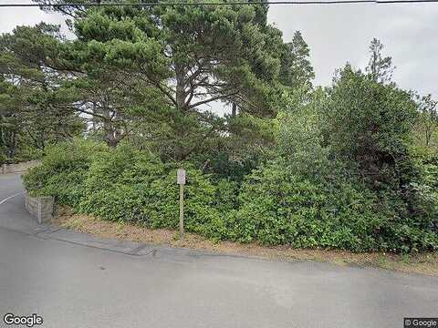 Rhododendron Dr, Florence, OR 97439