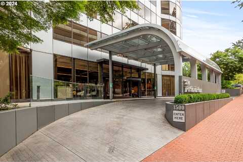 Sw 5Th Ave, Portland, OR 97201