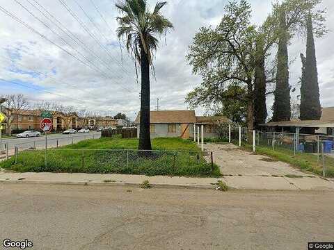 S Elm Street, Pixley, CA 93256