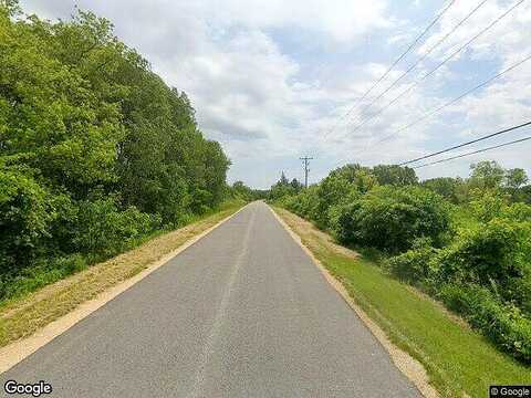 W274 Madison Avenue, Ixonia, WI 53036