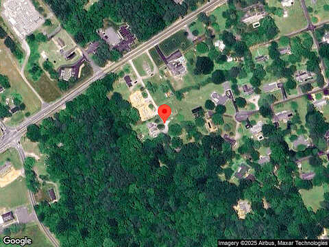 Oakland Street, Kilmarnock, VA 22482