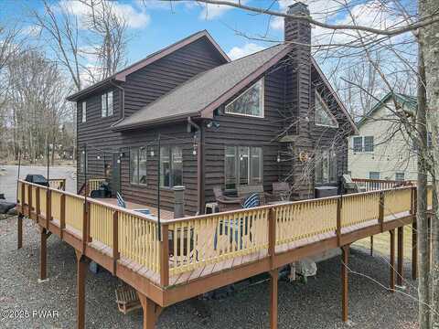 S Fairway Drive, Lake Ariel, PA 18436