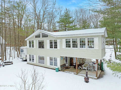 E Lake Drive, Dingmans Ferry, PA 18328