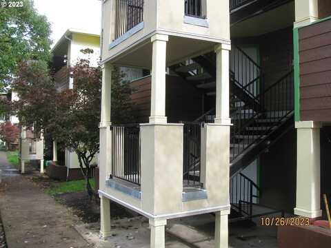 Se Clinton St, Portland, OR 97266