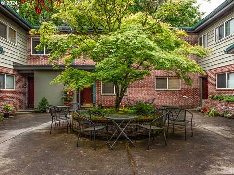 Sw Gaines St, Portland, OR 97239