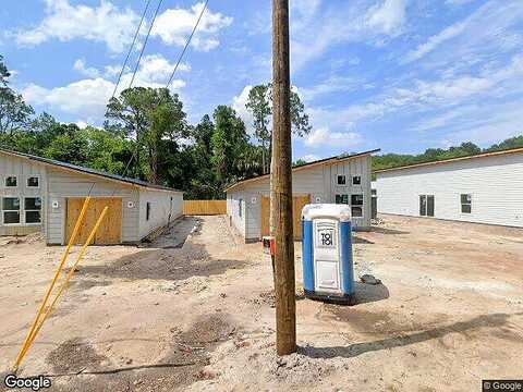 W 9Th Street, Saint Augustine, FL 32084