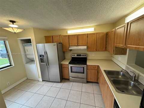 Southgate Blvd, North Lauderdale, FL 33068