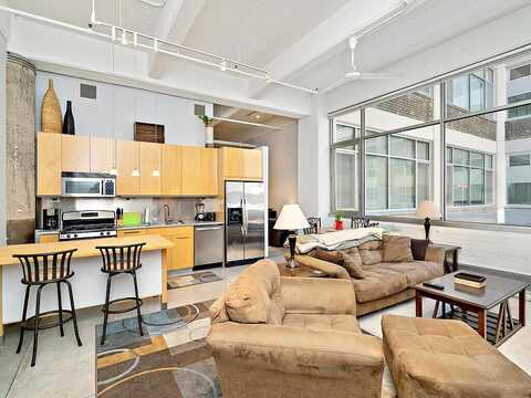 Washington Avenue, Minneapolis, MN 55401