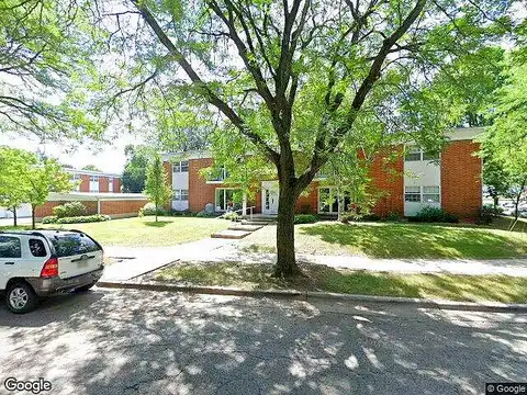 Heritage Circle, Madison, WI 53711